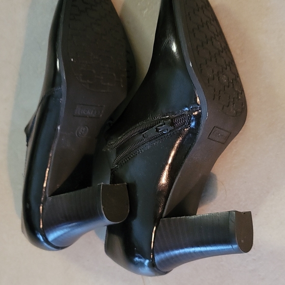 Ankle Boots - Picture 4 of 4